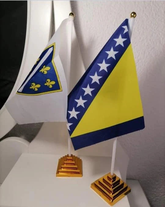 Tabletop Flags
